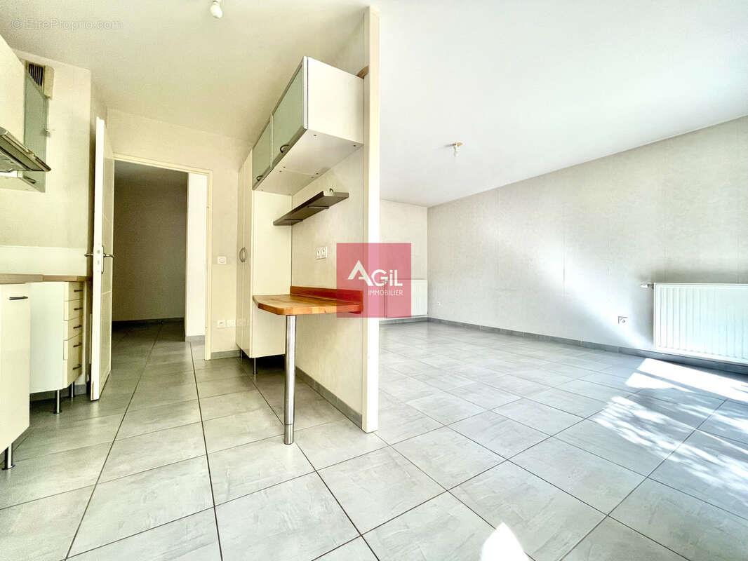 Appartement à vendre, 65m², Grenoble