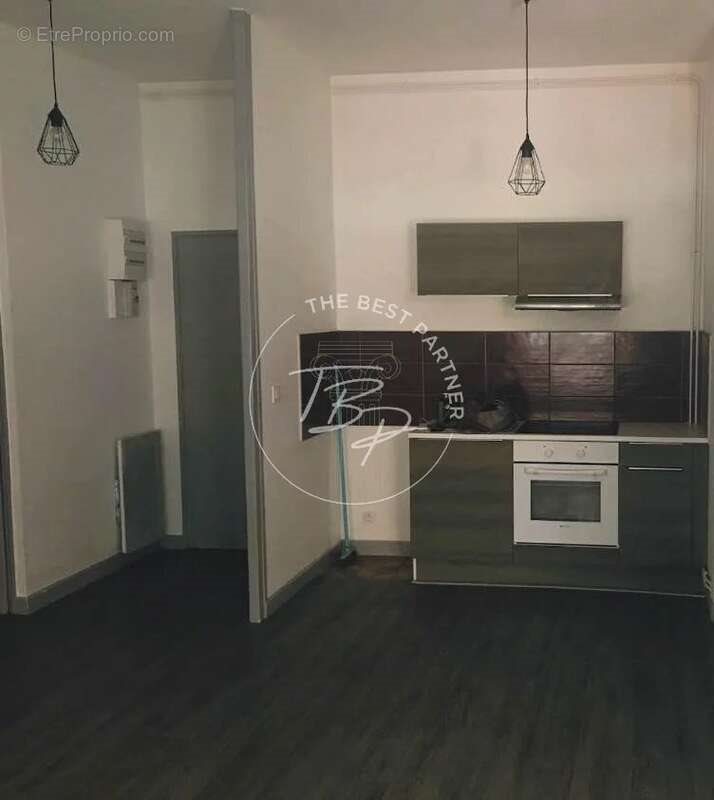Appartement à vendre, 460m², Saint-Flour
