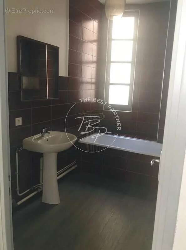 Appartement à vendre, 460m², Saint-Flour