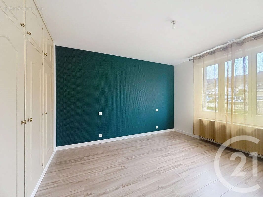 Maison à vendre, 436m², Cuis