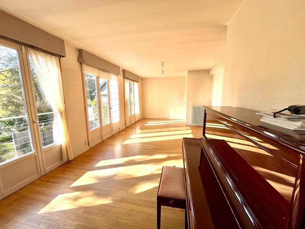 Maison à vendre, 230m², Le Rheu