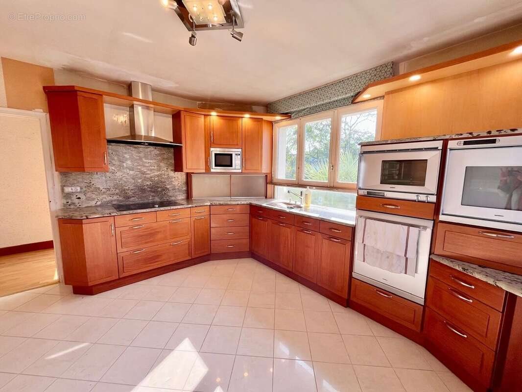 Maison à vendre, 230m², Le Rheu