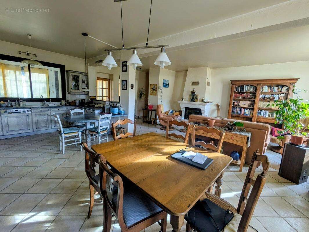 Maison à vendre, 162m², Tournus