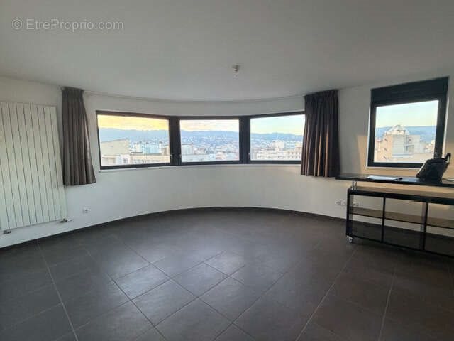 Appartement à vendre, 61m², Clermont-Ferrand