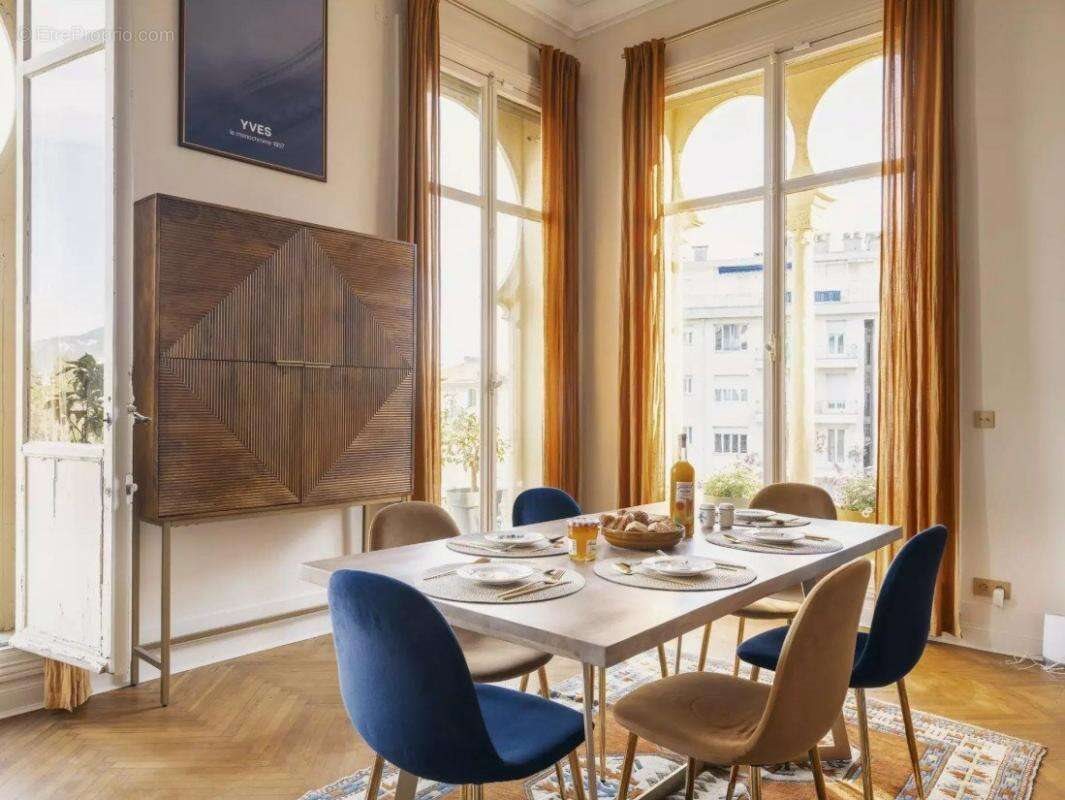 Appartement à vendre, 212m², Pierlas