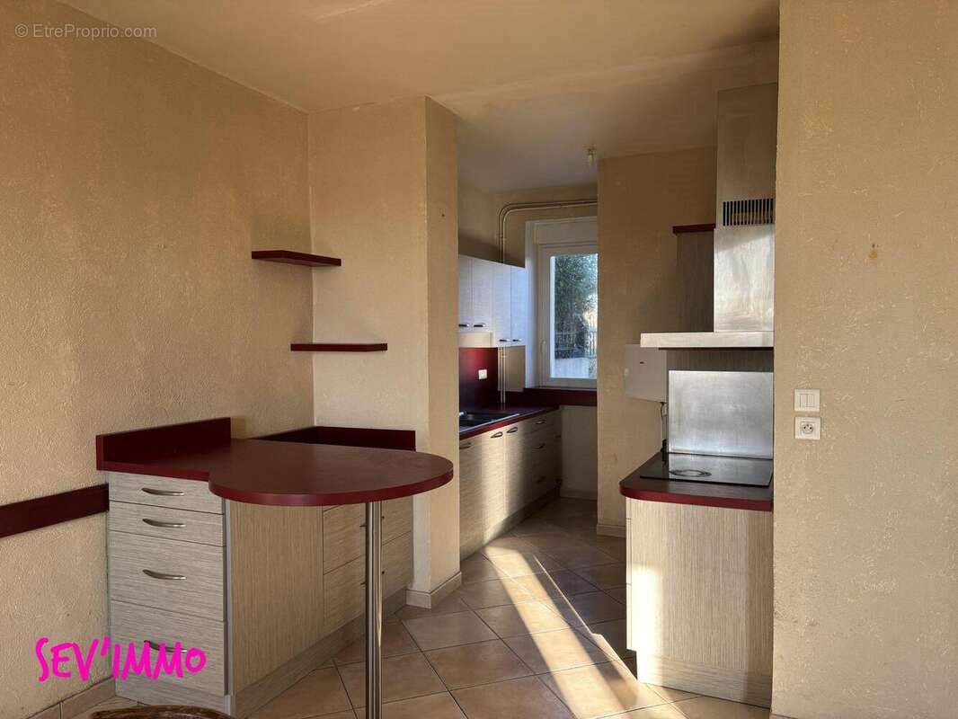 Maison à vendre, 128m², Boucé
