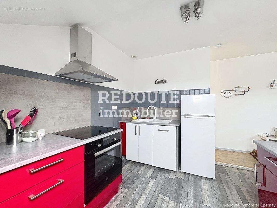 Appartement à vendre, 51m², Ay