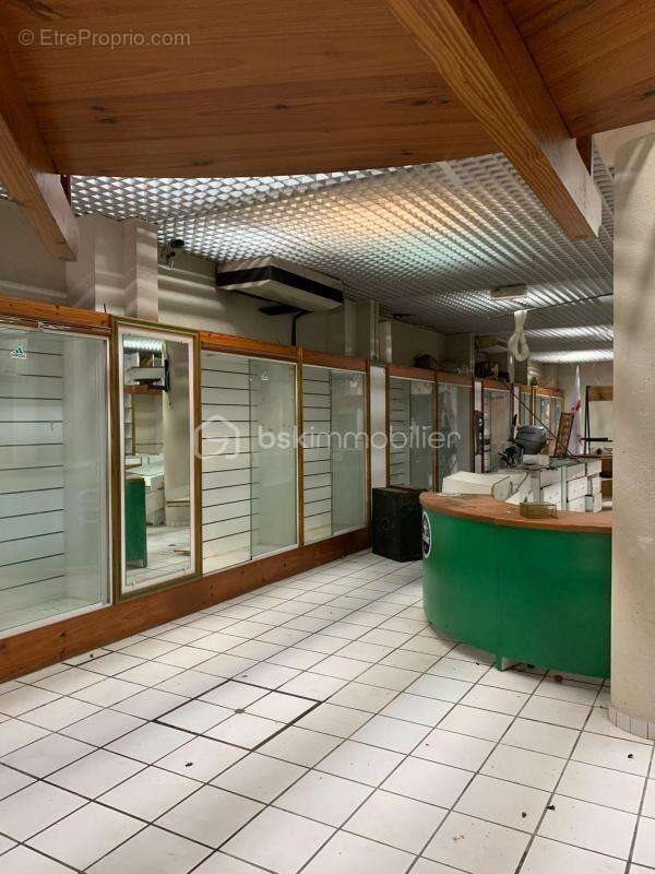 Appartement à vendre, 838m², Basse-Terre