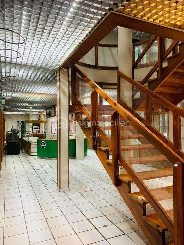 Appartement à vendre, 838m², Basse-Terre