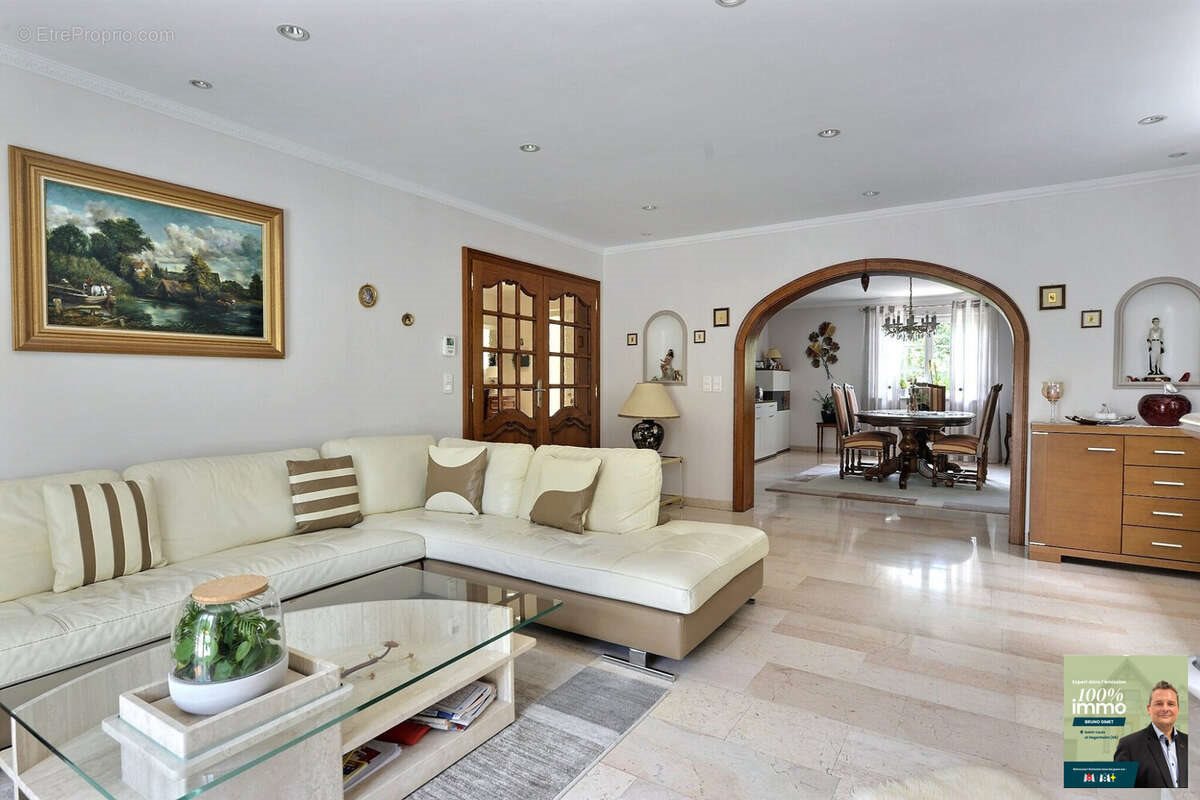 Maison à vendre, 232m², Kembs