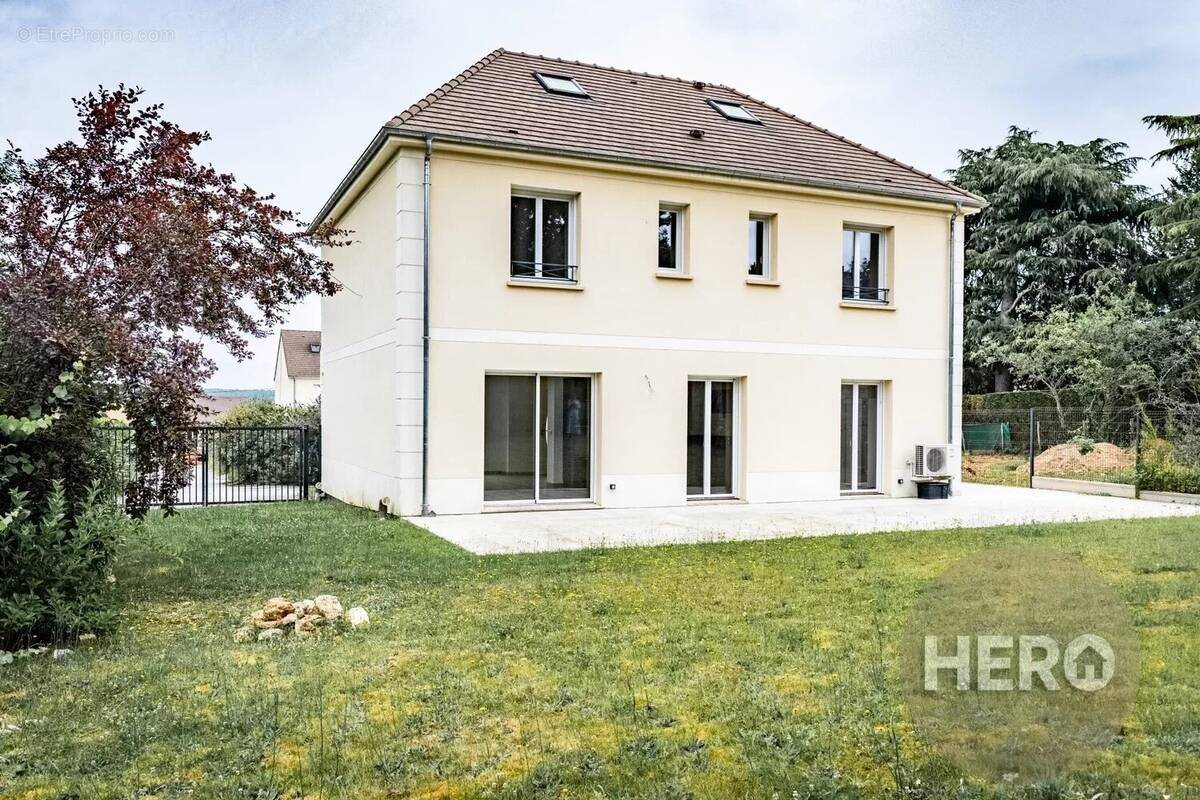 Maison à vendre, 160m², Jouars-Pontchartrain