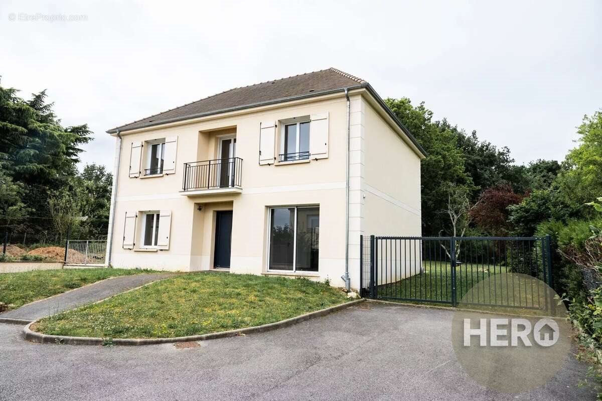 Maison à vendre, 160m², Jouars-Pontchartrain