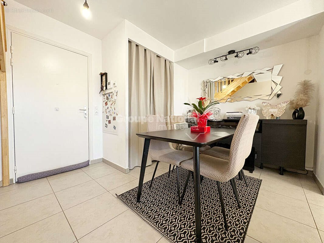 Appartement à vendre, 61m², Miramas