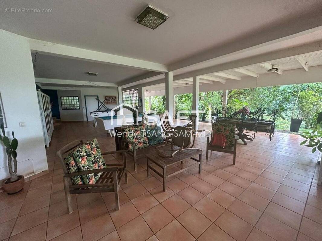 Maison à vendre, 250m², Matoury