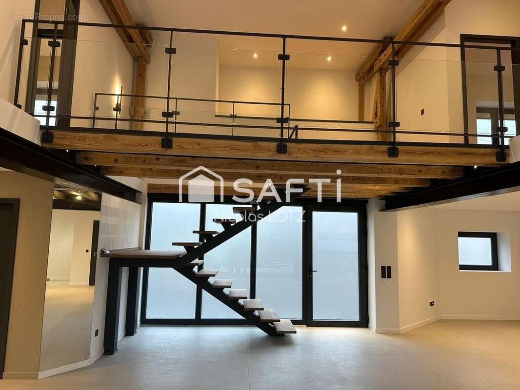 Maison à vendre, 187m², Woelfling-lès-Sarreguemines