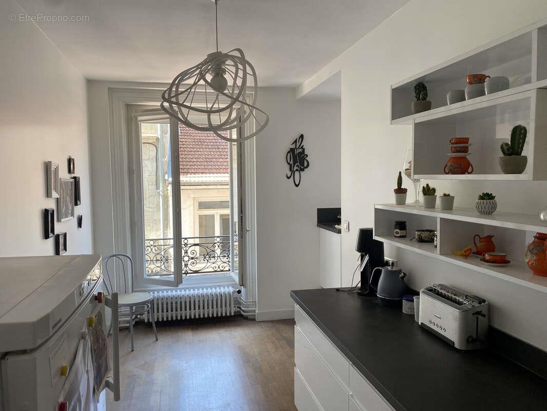Appartement à vendre, 178m², Saint-Etienne