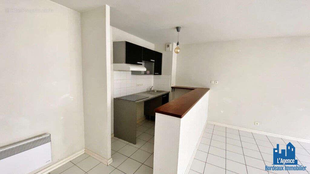 Appartement à vendre, 70m², Bordeaux