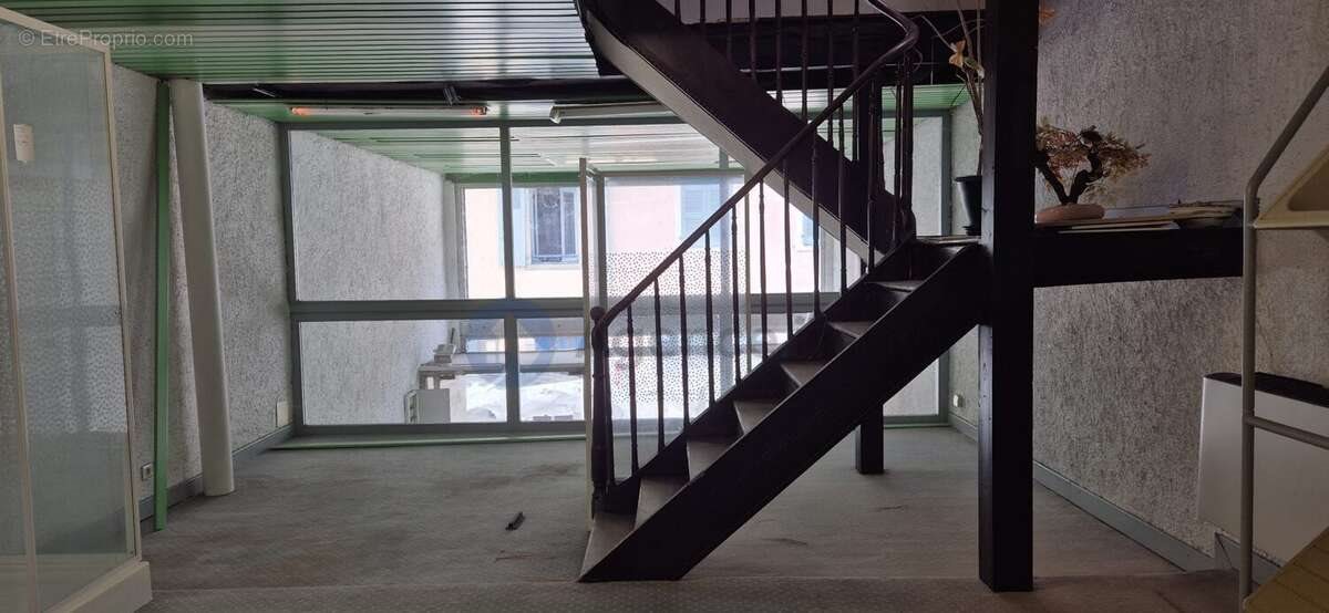 Appartement à vendre, 244m², Oloron-Sainte-Marie