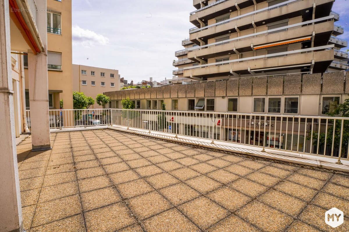 Appartement à vendre, 100m², Clermont-Ferrand