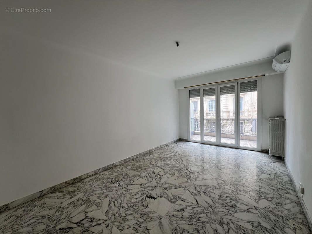 Appartement à vendre, 73m², Nice