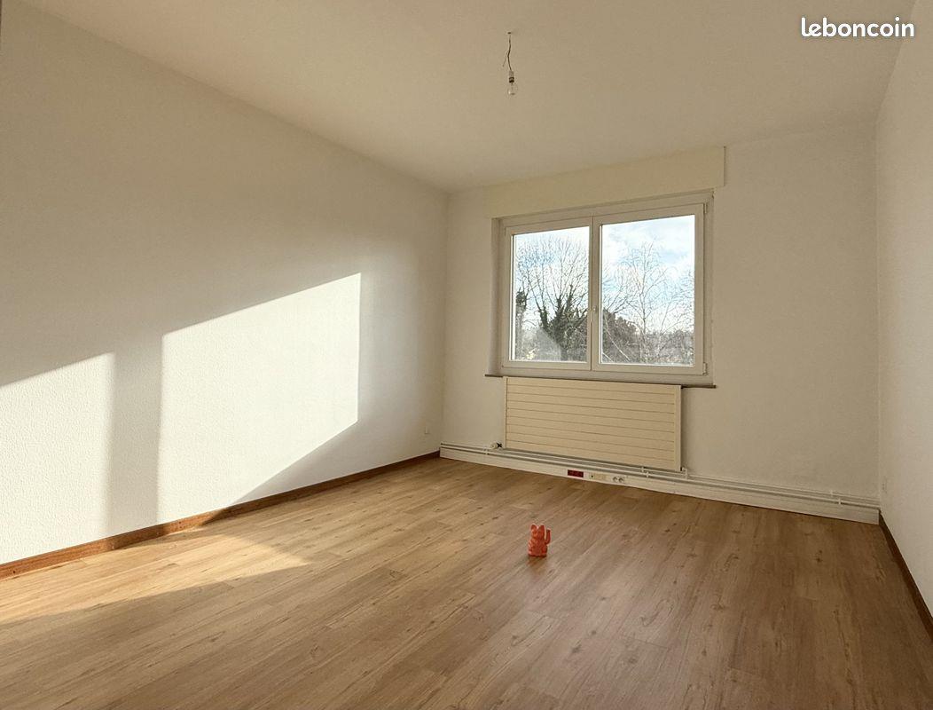 Appartement à vendre, 554m², Château-Salins