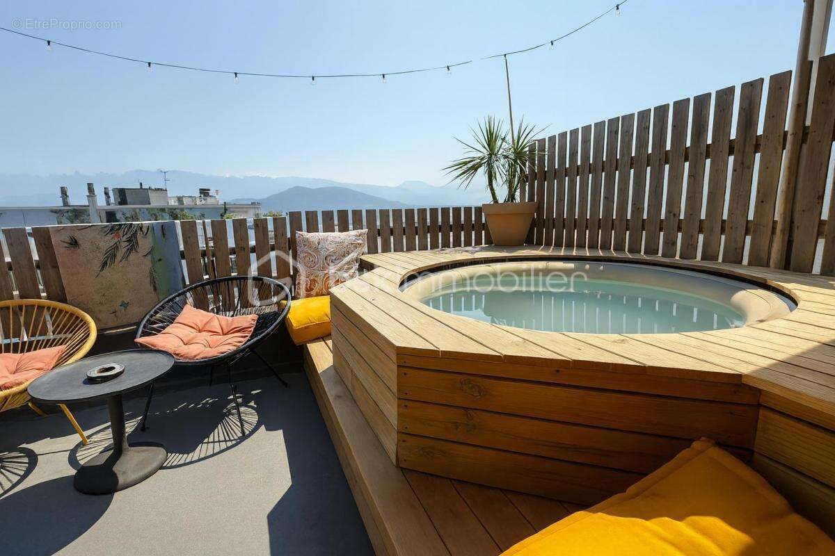 Appartement à vendre, 62m², Grenoble