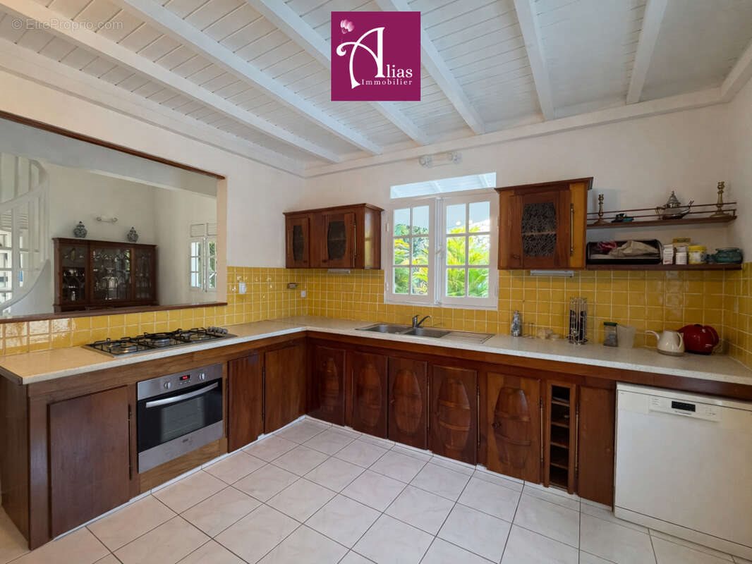 Maison à vendre, 150m², Le Lamentin