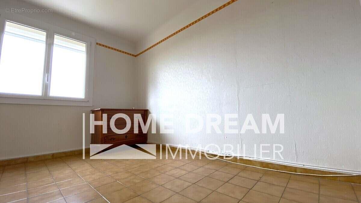 Appartement à vendre, 66m², Toulon