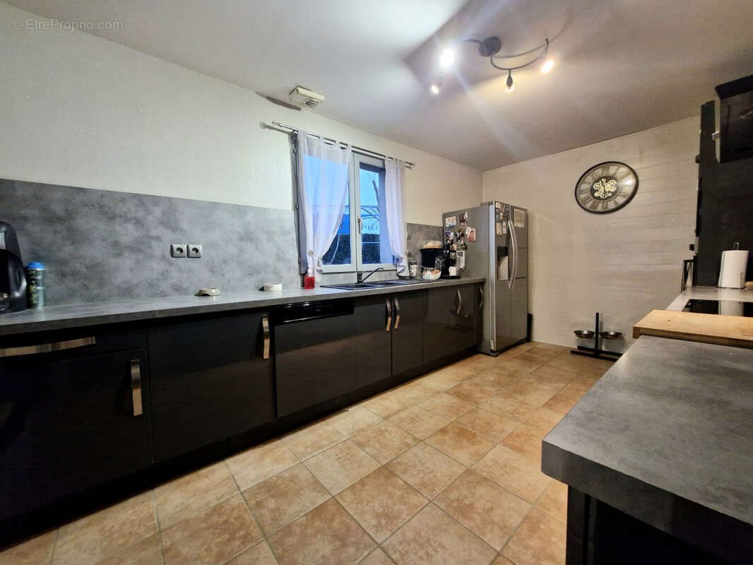 Maison à vendre, 135m², Ancourt