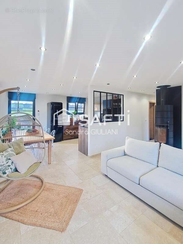 Maison à vendre, 110m², Longuyon