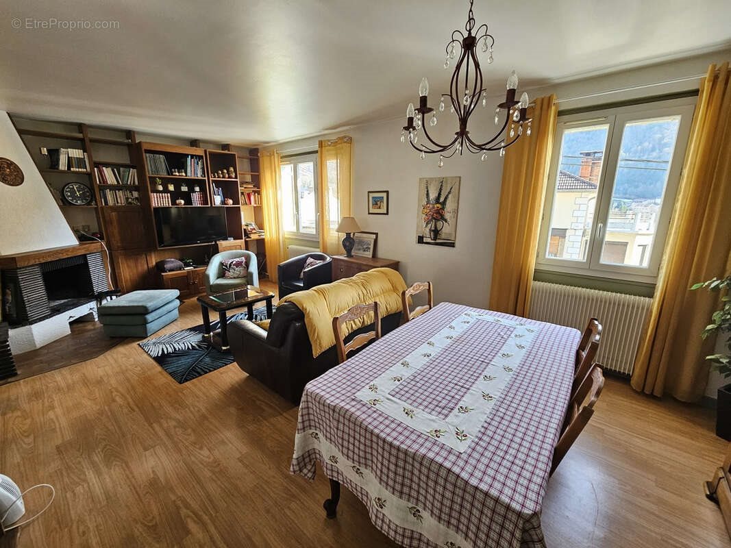 Maison à vendre, 122m², Lavans-lès-Saint-Claude