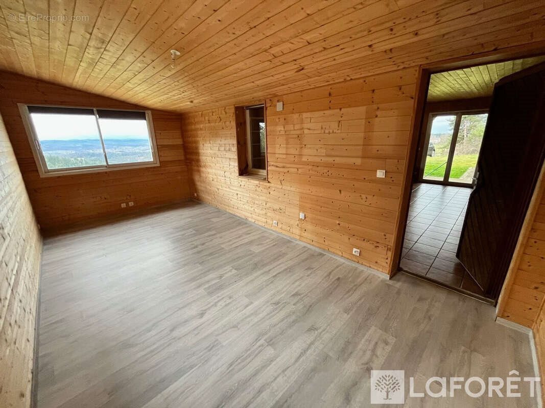 Maison à vendre, 117m², Agnat