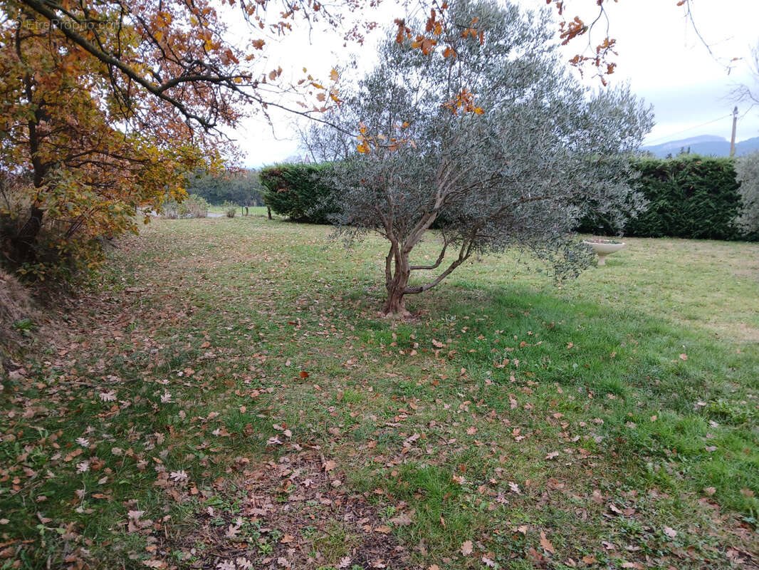 Maison à vendre, 580m², Saint-Christol-lès-Alès