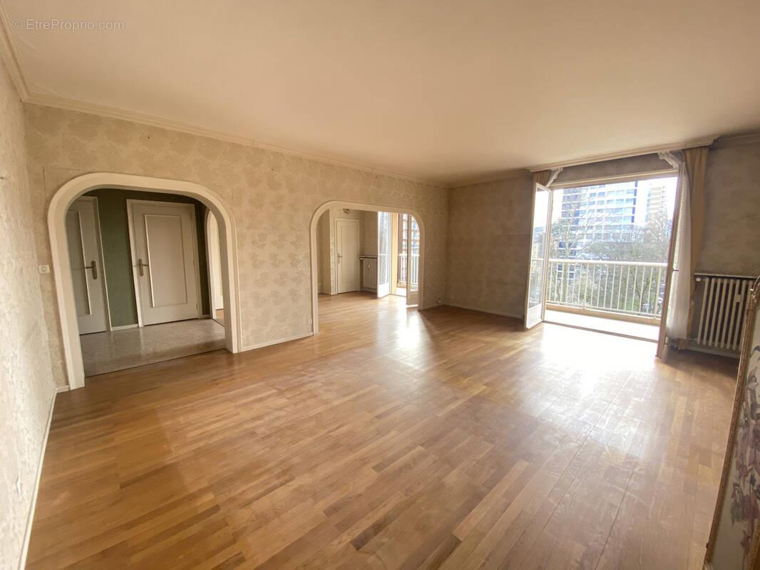Appartement à vendre, 124m², Saint-Etienne