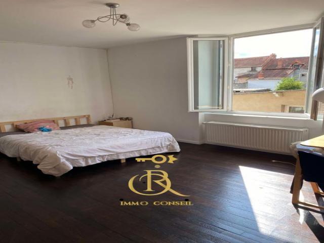 Appartement à vendre, 152m², Commentry