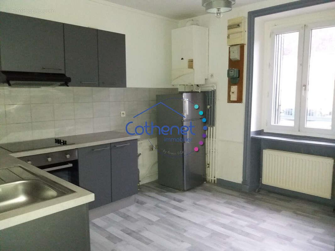 Appartement à vendre, 415m², Amplepuis