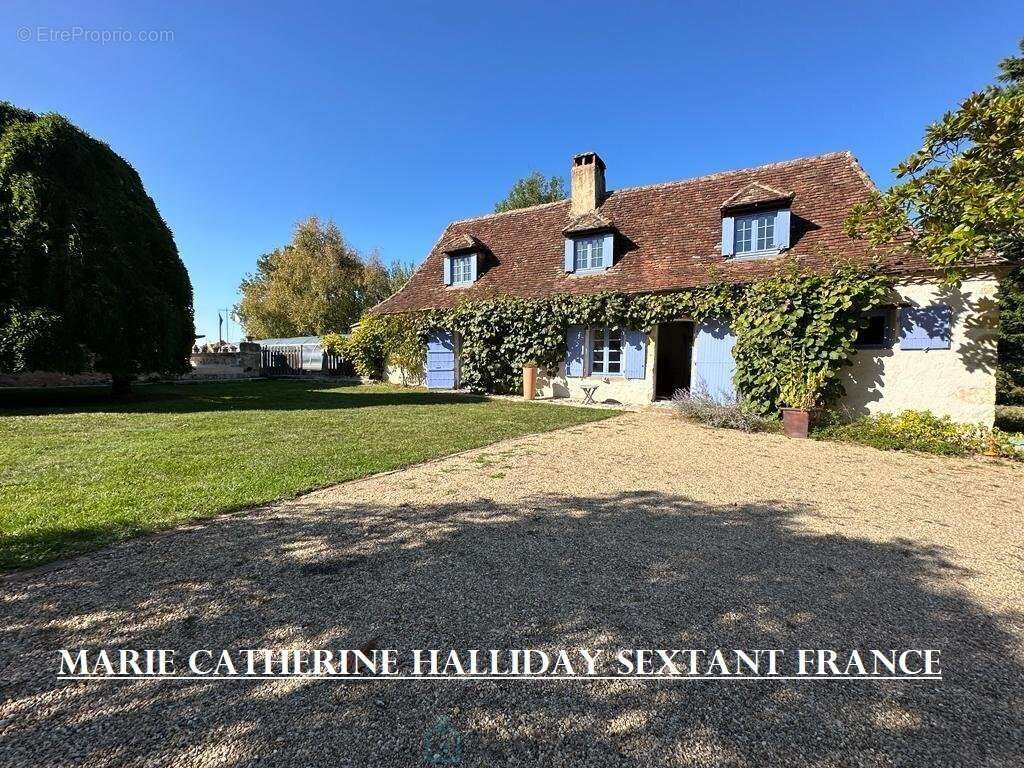 Maison à vendre, 210m², Bassillac