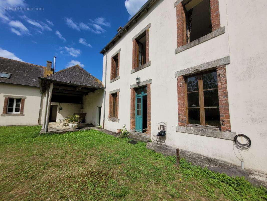 Maison à vendre, 222m², Merléac