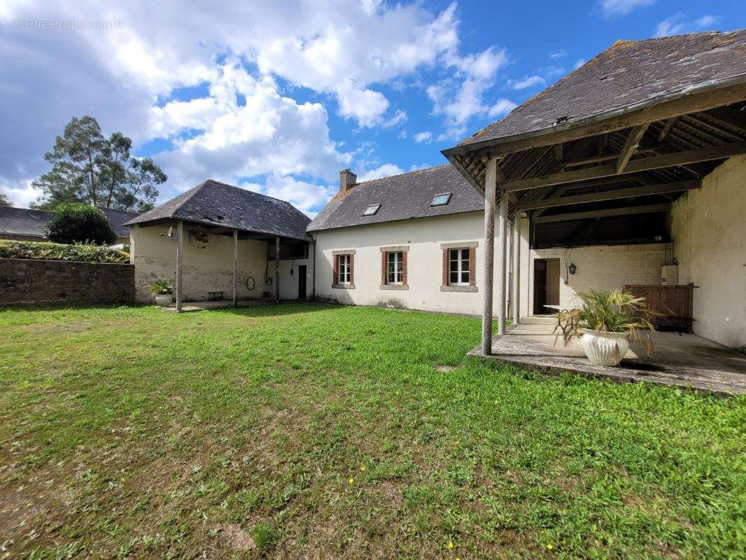 Maison à vendre, 222m², Merléac