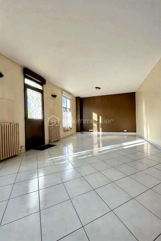 Maison à vendre, 170m², Lardy