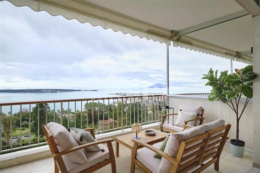 Cannes - Superbe appartement T3 de 72m2 et vue mer panoramique