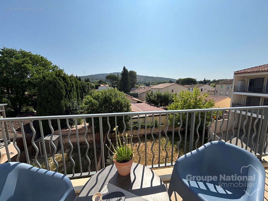 Appartement à vendre, 69m², Eyguières