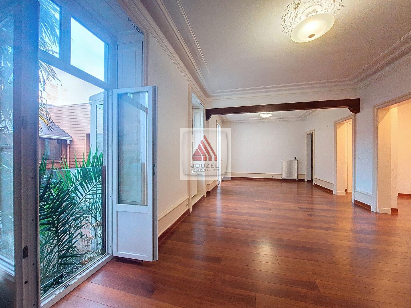 Appartement à vendre, 131m², Nantes