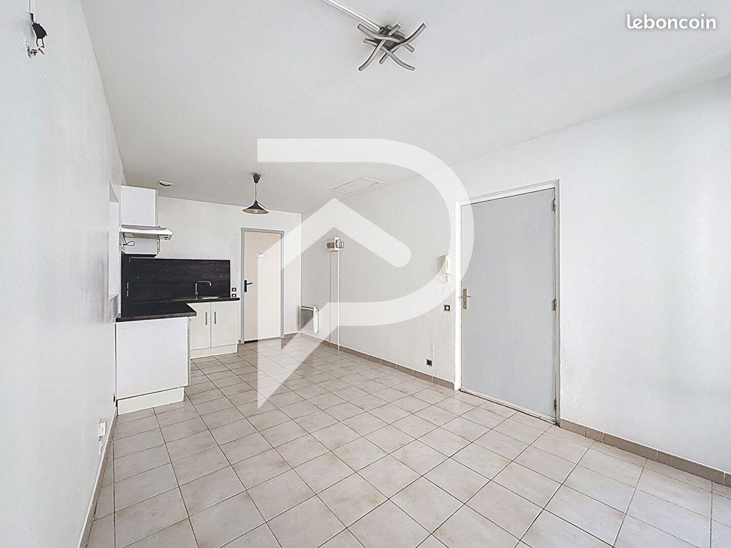 Appartement à vendre, 23m², Châteauneuf-du-Rhône
