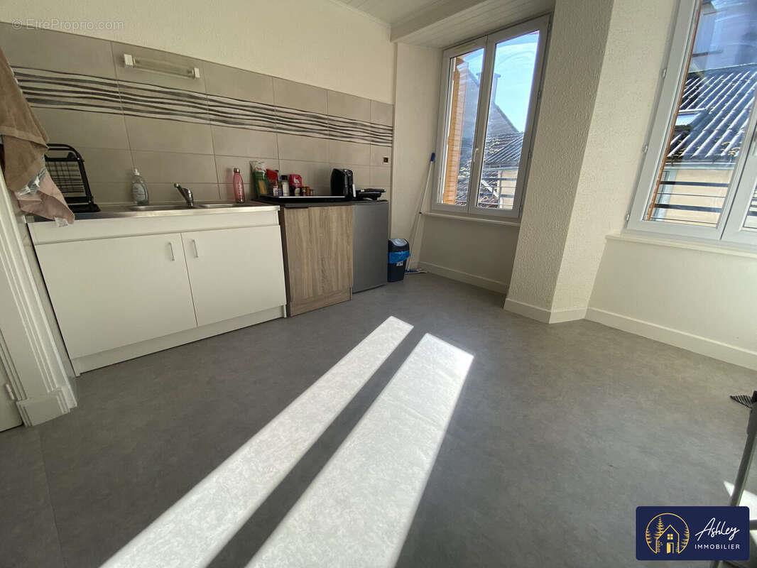 Appartement à vendre, 328m², Bort-les-Orgues