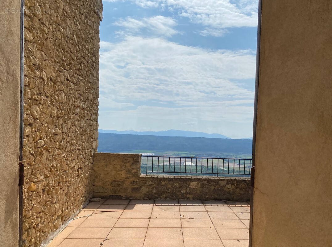 Maison à vendre, 150m², Lurs