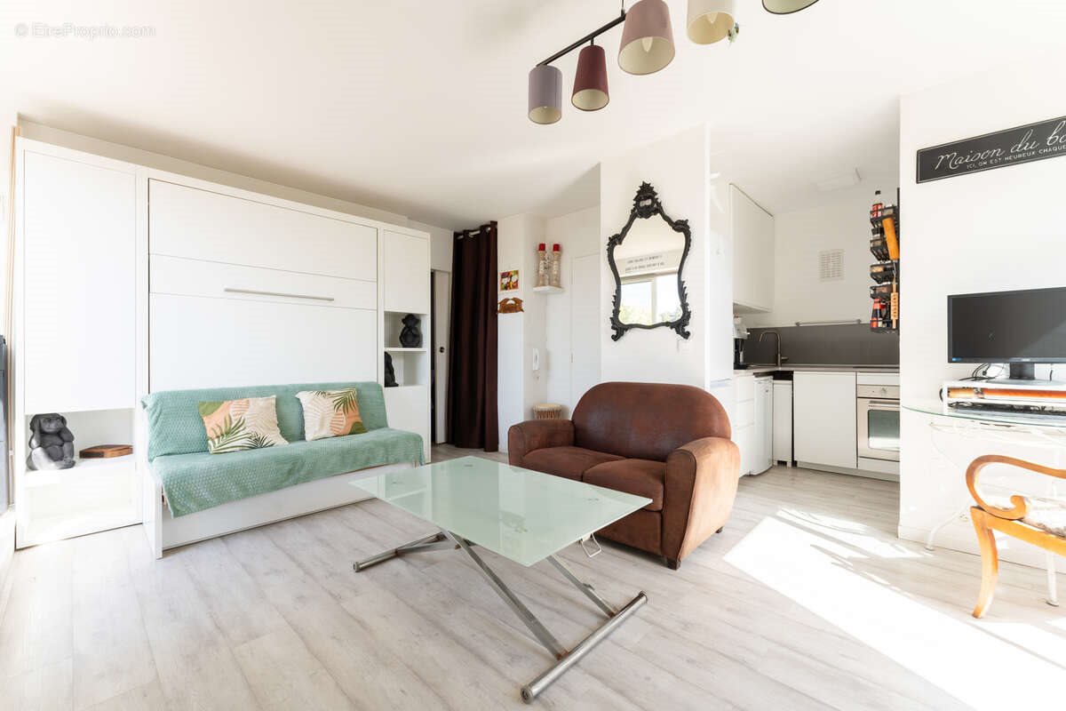 Appartement à vendre, 26m², Marseille 8ème