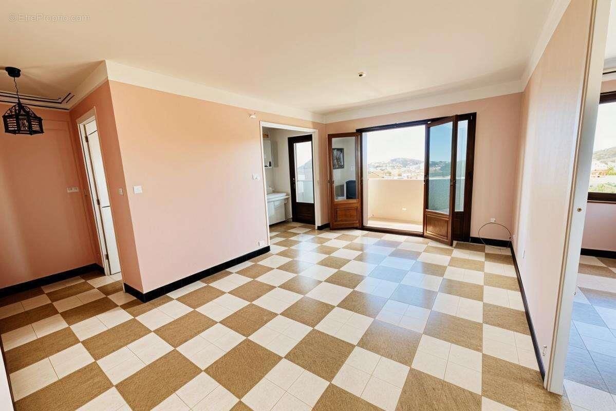 Appartement à vendre, 40m², Toulon