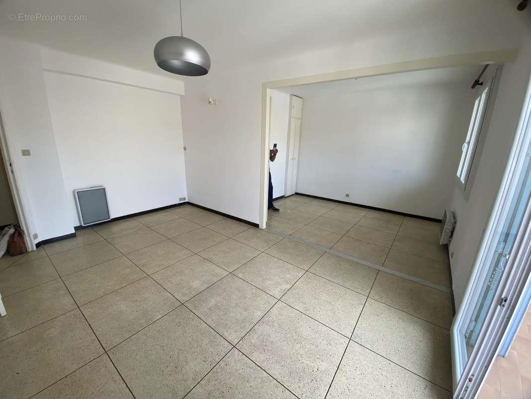 Appartement à vendre, 61m², Marseille 4ème