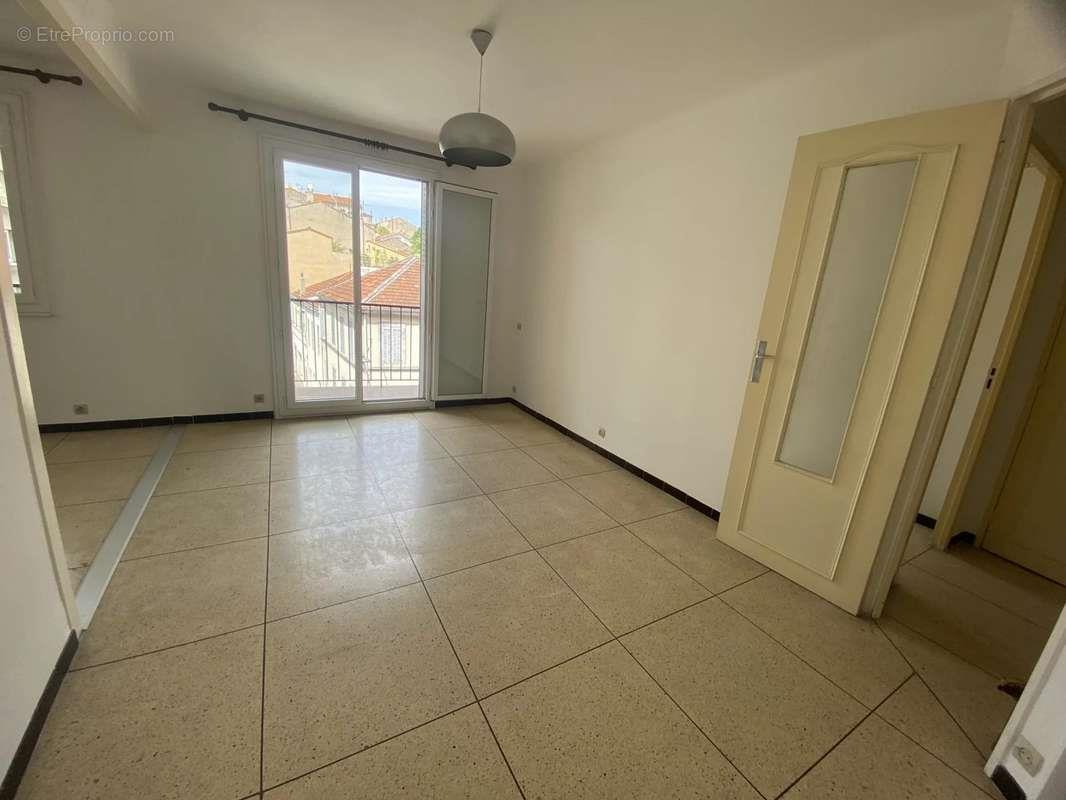 Appartement à vendre, 61m², Marseille 4ème